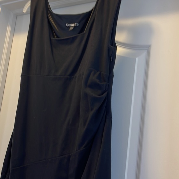 Black mini dress with side zip and side rousching detail. - Picture 3 of 5